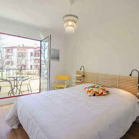 Bel Renove, Calme, Proche Centre Et Plage, Balcon, 2 Chambres, Commerces A 150m - Fr-1-4-685