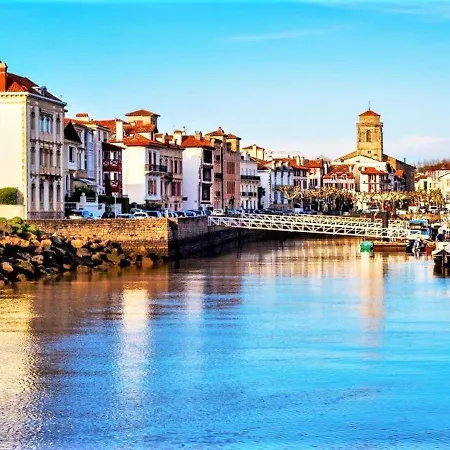 Apartment Bel Renove, Calme, Proche Centre Et Plage, Balcon, 2 Chambres, Commerces A 150m - Fr-1-4-685 Saint-Jean-de-Luz